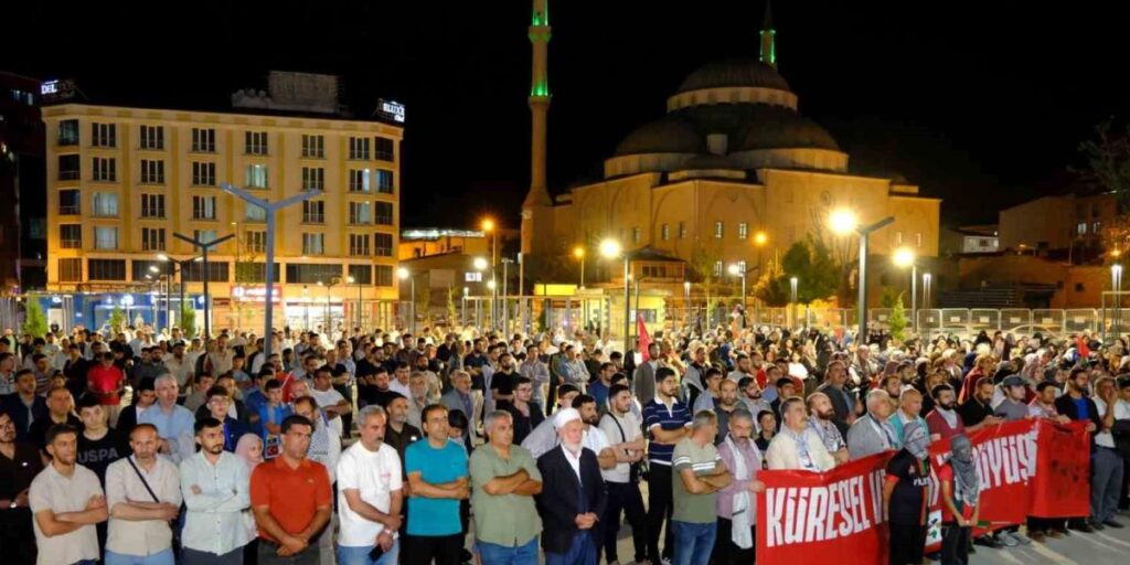 Van’da Gazze için küresel yürüyüş