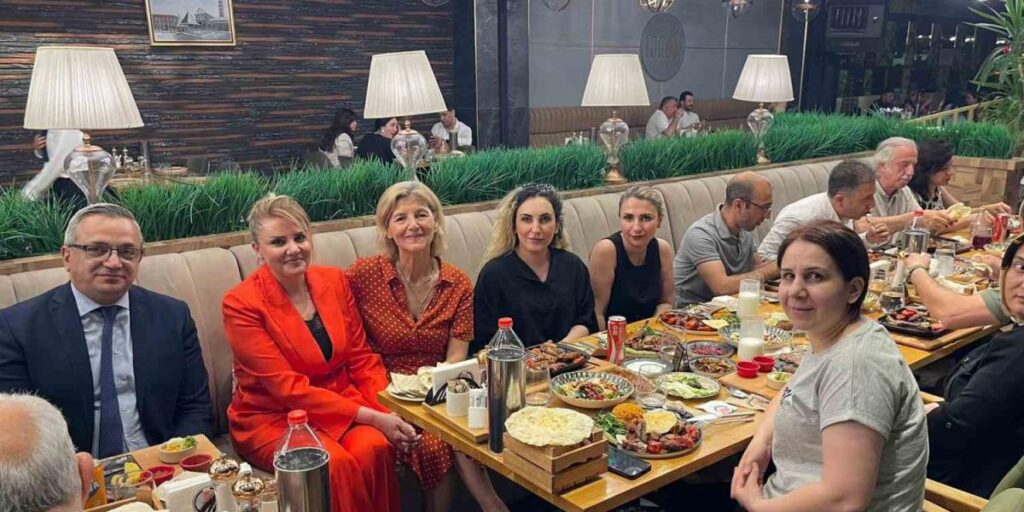 Yakındoğu Üniversitesi bölgede çalışmalarına hız verdi