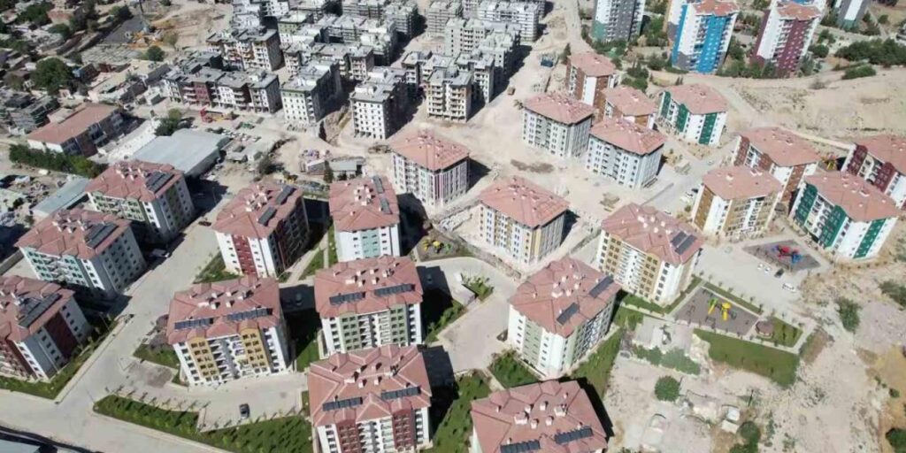 Adıyaman’daki kentsel dönüşüm alanında modern binalar yükseldi