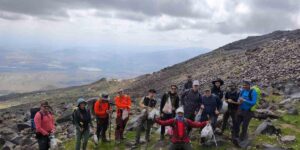 Ağrı Dağı zirvesinde çevre temizliği seferberliği