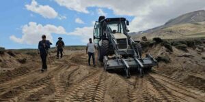 Aydınlar Belediyesinden dağcılar için Süphan Dağı’nda yol çalışması