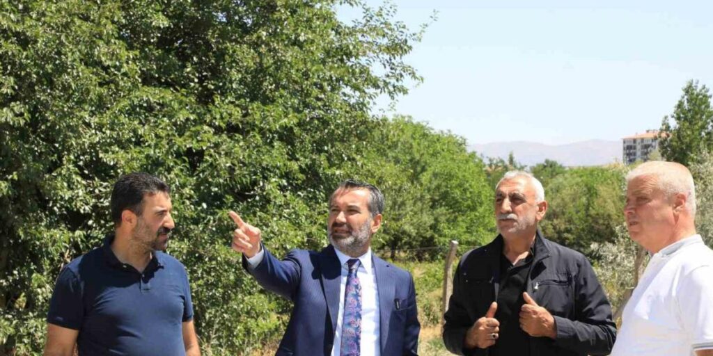 Başkan Şerifoğulları: “Hemşehrilerimizle bir araya gelerek taleplerini dinliyoruz”
