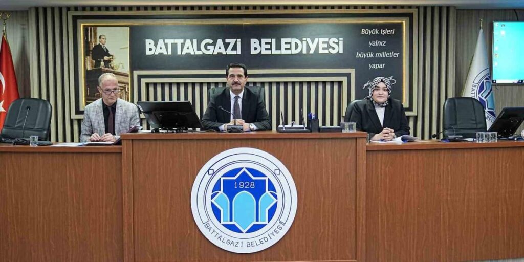 Başkan Taşkın: “Peygamberimize dil uzatanları şiddetle kınıyoruz”