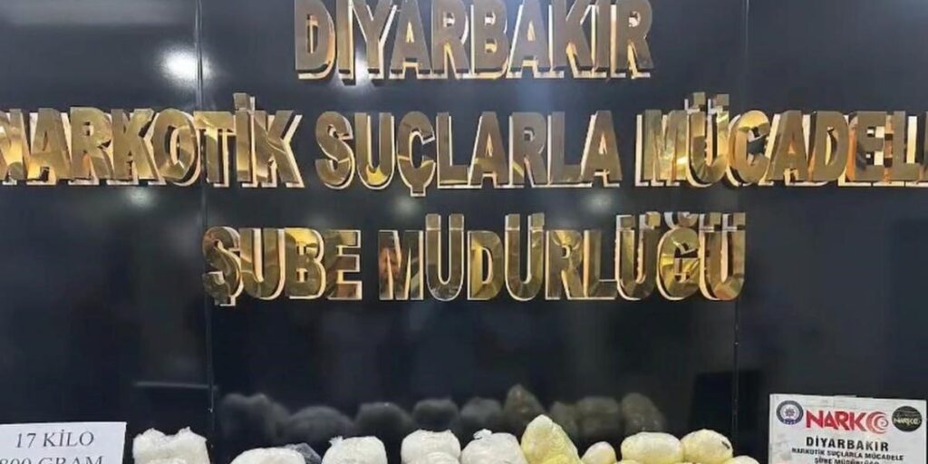 Diyarbakır’da 43 kilogram uyuşturucunun ele geçirildiği operasyonlarda 3 kişi tutuklandı