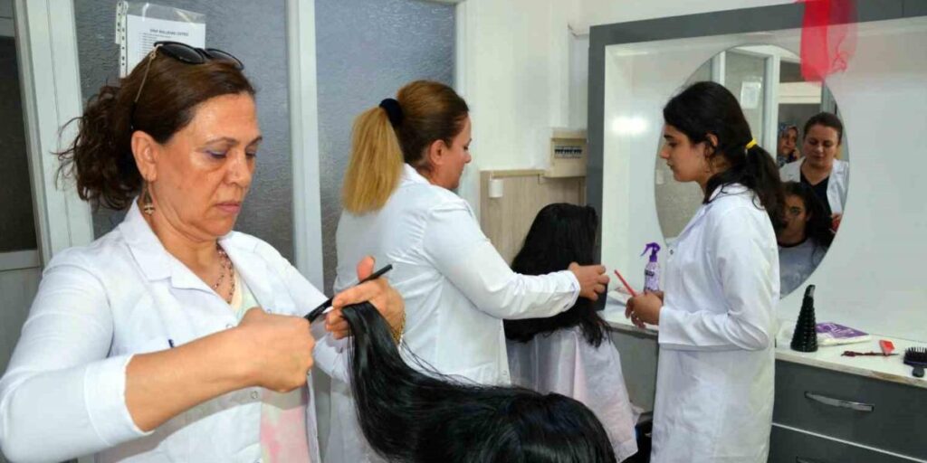 Diyarbakır’da kadınlara yönelik mesleki kurslar sürüyor