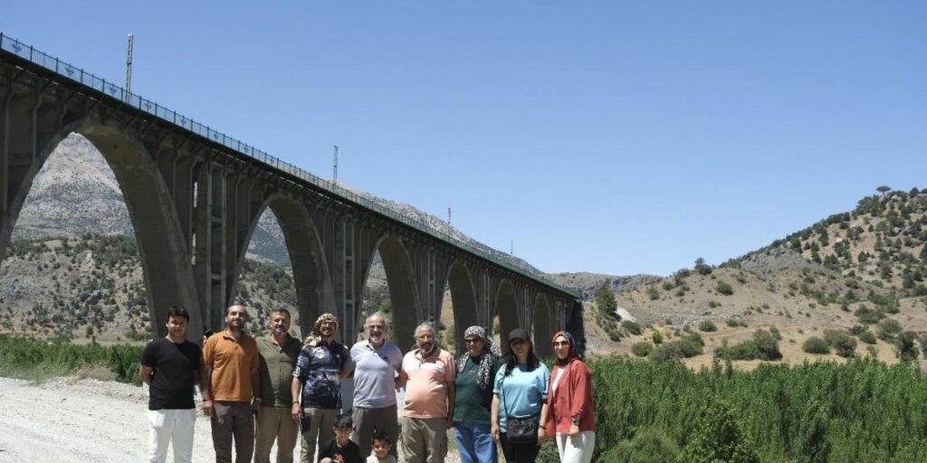 Doğaseverler Gölbaşı ilçesine hayran kaldı