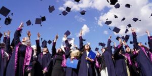 Erzurum Teknik Üniversitesi 2024-2025 akademik yılı mezuniyet töreni kurumsal bir coşku ile gerçekleştirildi