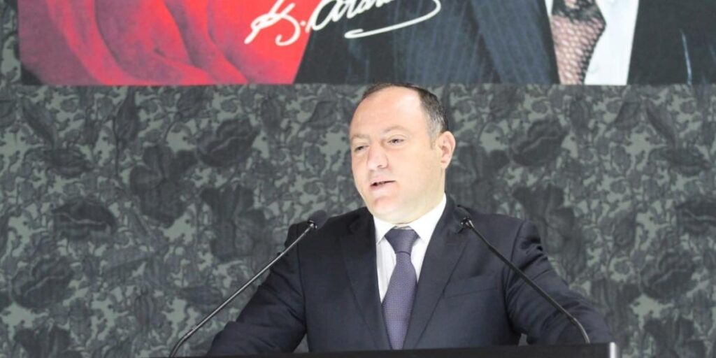 Erzurum’da LGS’den 8 Türkiye birincisi çıktı