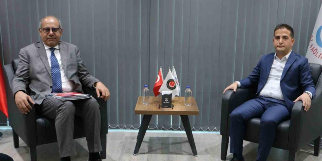 ILO Türkiye Ofisi Direktörü Hassan, HAK-İŞ Diyarbakır İl Başkanı Aküzüm ile görüştü