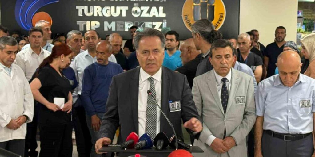 Kazada hayatını kaybeden sağlık görevlilerine hüzünlü veda