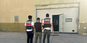 Kesinleşmiş hapis cezasıyla aranan 2 şahıs yakalandı
