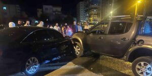 Mardin’de otomobil ile pikabın çarpıştığı kazada 6 kişi yaralandı