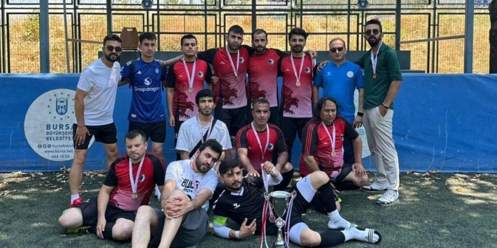 Palandöken Engelliler Spor Kulübü’nden tarihi zafer