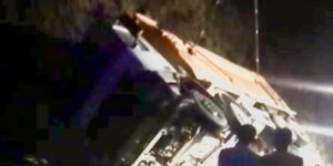 Pütürge’de yol çalışması yapan araç devrildi: 1 yaralı