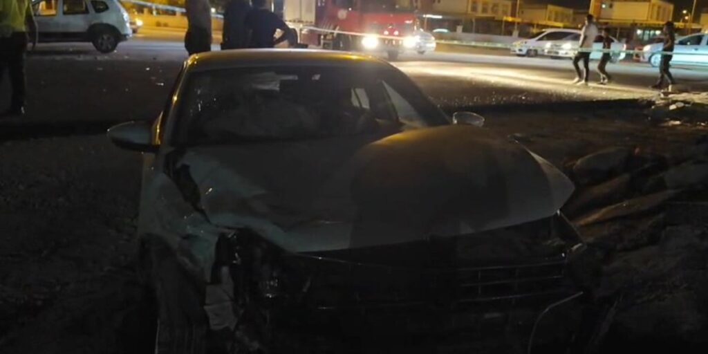 Şanlıurfa’da 2 otomobil kafa kafaya çarpıştı: 5 yaralı