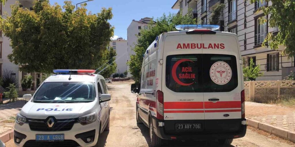 Ses yapıyor diye sokakta bisiklet süren çocuğu hastanelik etti