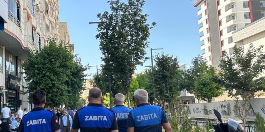 Siirt’te kaldırım işgallerine ceza