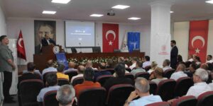 Siirt’te “Türkiye Yüzyılı Kalkınma Hamlesi” toplantısı düzenledi