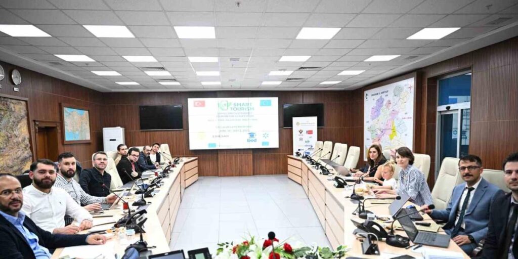 Sürdürülebilir ve akıllı turizm için toplandılar