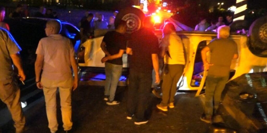 Tunceli’de iki otomobil kafa kafaya çarpıştı: 1 yaralı