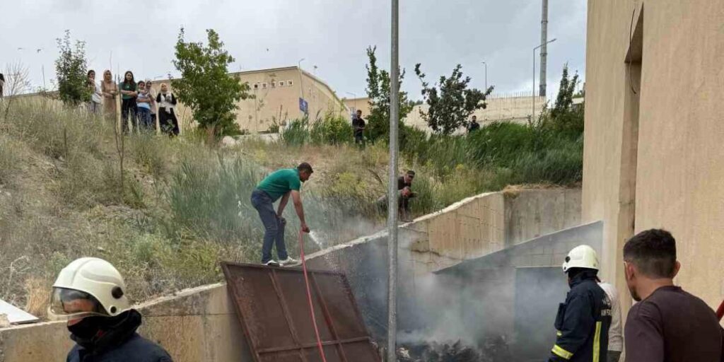 Van Tekstilkent’te yangın paniği