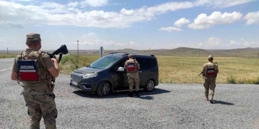 Van’da çeşitli suçlardan 11 kişi tutuklandı