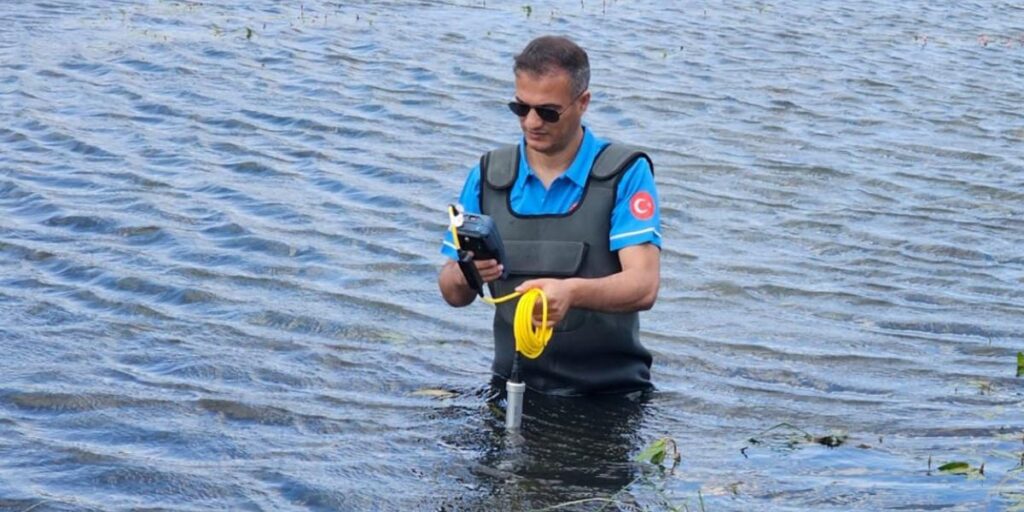 Van’da su kaynaklarında balıklandırma potansiyeli ölçülüyor