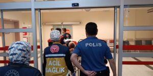 Yunus polisleri kaza yaptı: 2 yaralı