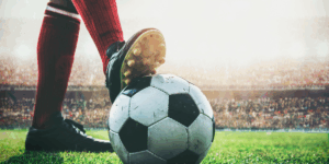 Süper Lig’de futbol dolu cumartesi: Göztepe-Fenerbahçe maçı zirvede