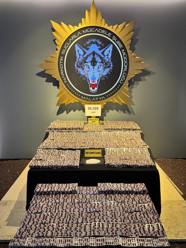 Uyuşturucu operasyonunda 26 bin sentetik ecza ele geçirildi