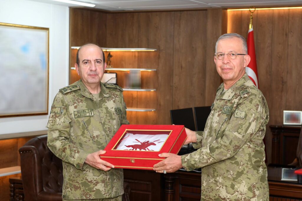 2. Ordu Komutanlığı’nda görev değişimi