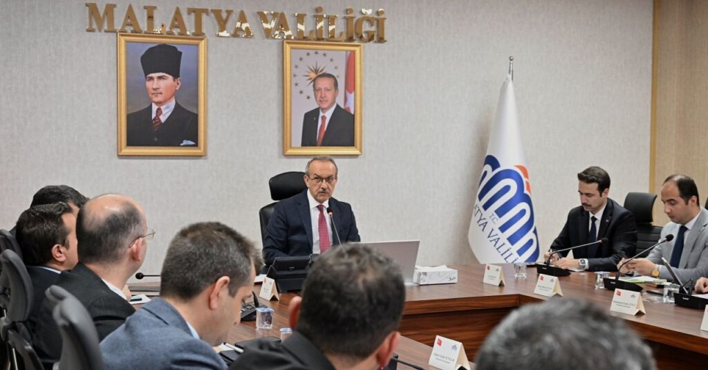 Malatya’da Okul İnşaatları Hız Kesmiyor: Geleceğe Yatırım Toplantısı Yapıldı