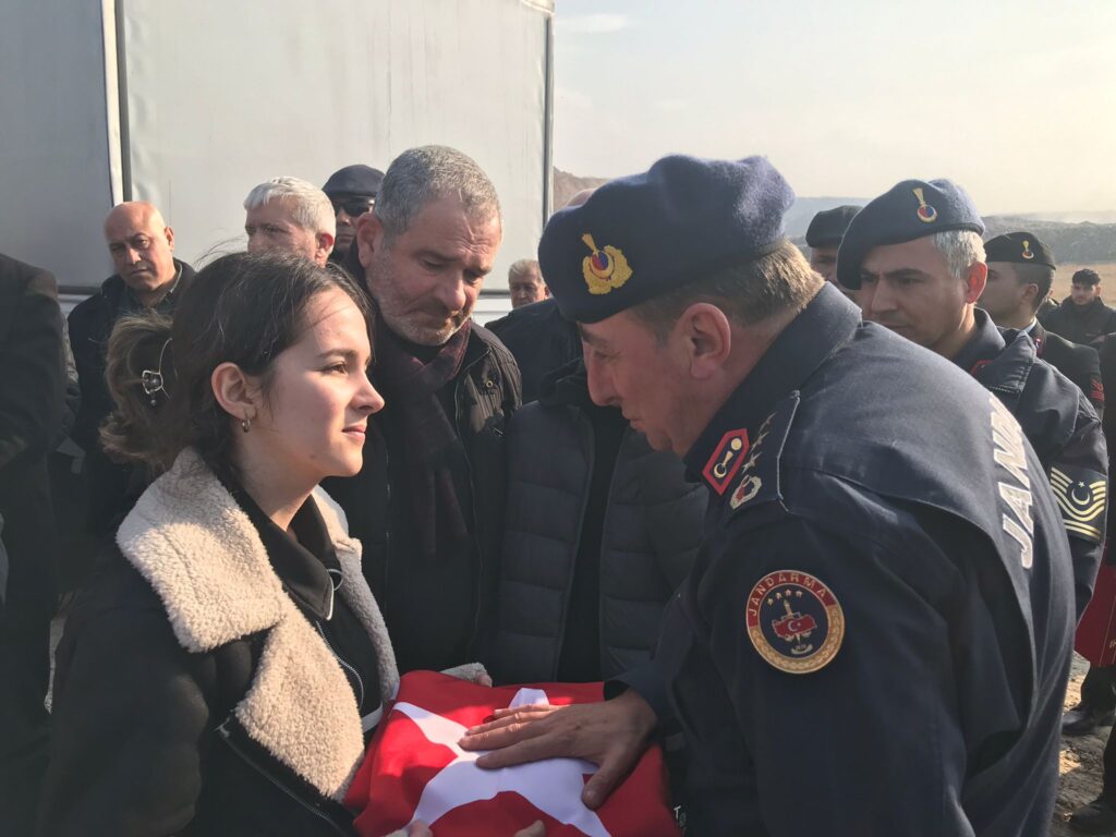 Apohan Ailesinin Acı Günü, Amansız Hastalığa Yenik Düştü