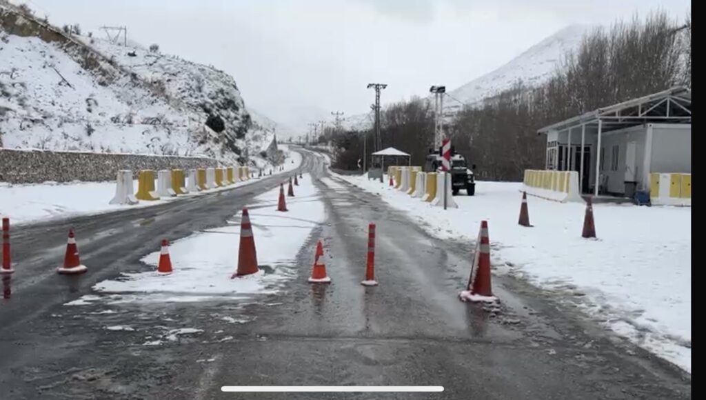 Darende–Gürün Karayolu Tipi Nedeniyle Çift Yönlü Olarak Trafiğe Kapatıldı