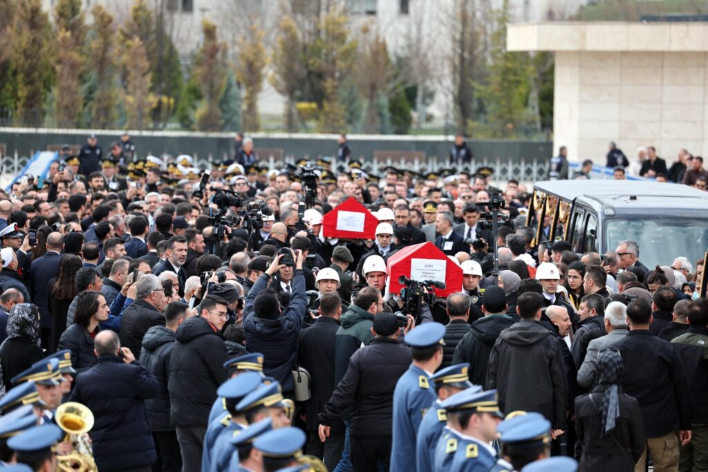 Ankara’da Hüzünlü Veda: Katar’da Şehit Olan İki İsim Son Yolculuğuna Uğurlandı