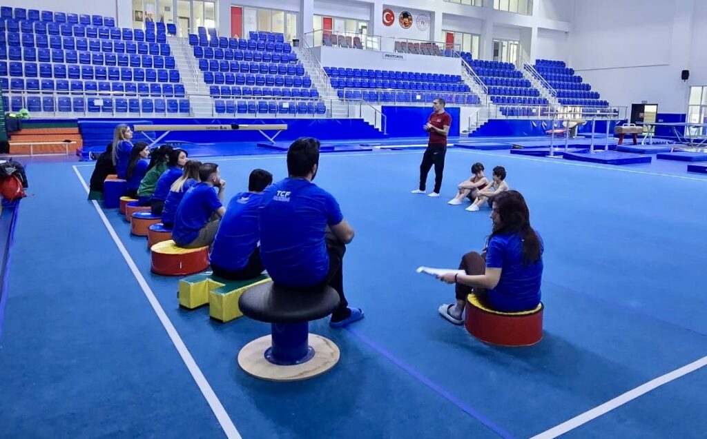 Malatya’da Cimnastik Antrenörlerine Akademi Eğitimi