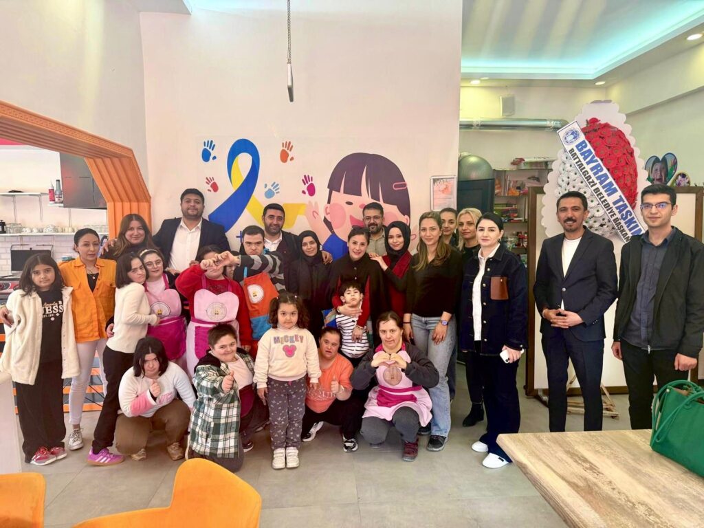 Türk Büro-Sen’den Güleryüz Cafe’de Anlamlı Buluşma