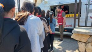 Adıyaman’da Kızılay’dan Öğrencilere Çorba İkramı