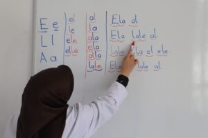 Battalgazi’de Okuma Yazma Seferberliği Yaşlı Vatandaşların Hayali Gerçek Oluyor