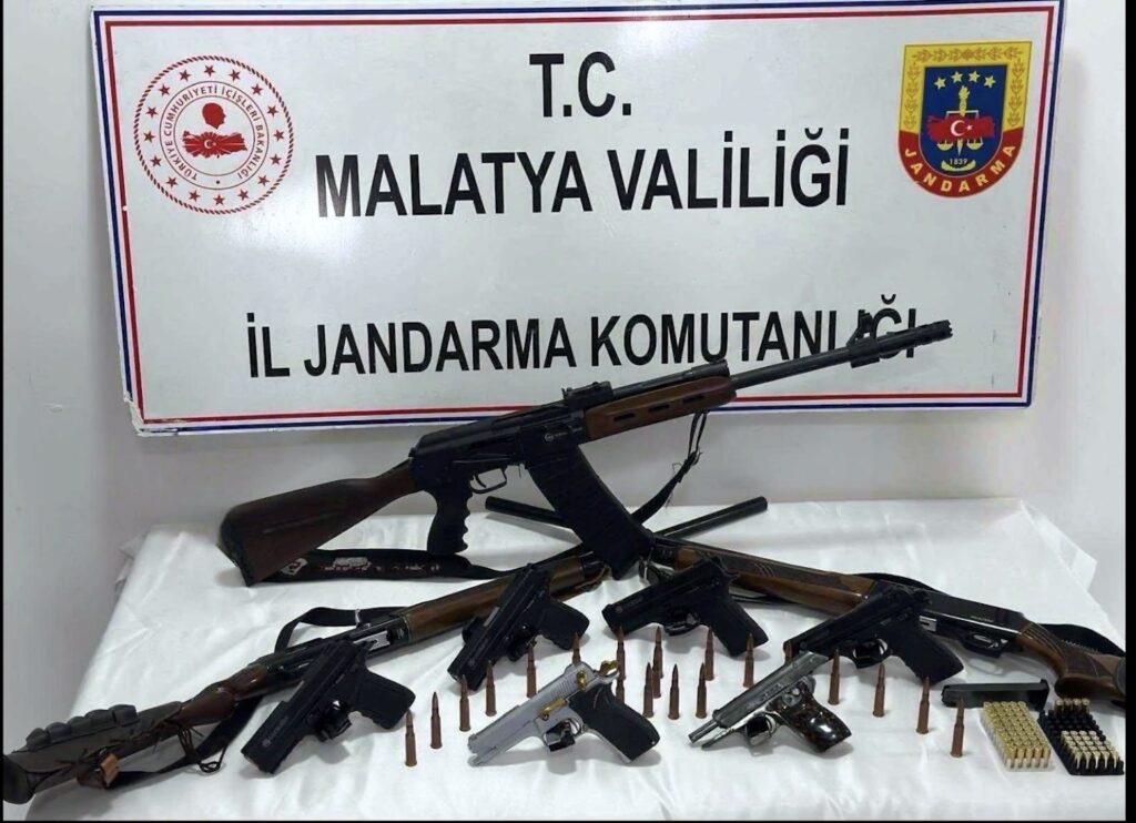 Doğanşehir’de Kaçak Silah Operasyonu: Cephanelik Ele Geçirildi