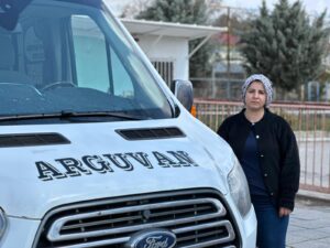 Malatya’da Kadın Servis Şoförü Öğrencilerin Güvenini Kazandı