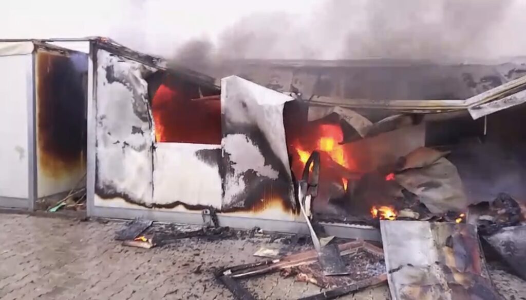 Samanköy Konteyner Kentte Yangın Paniği