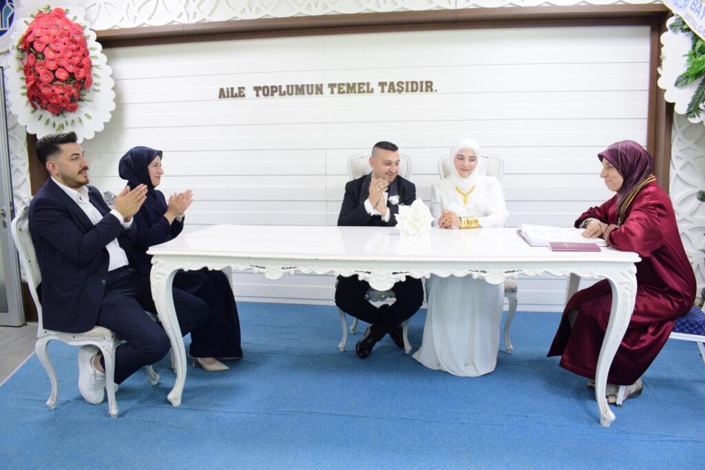 Akılda Kalsın Diye Aynı Günü Seçtiler