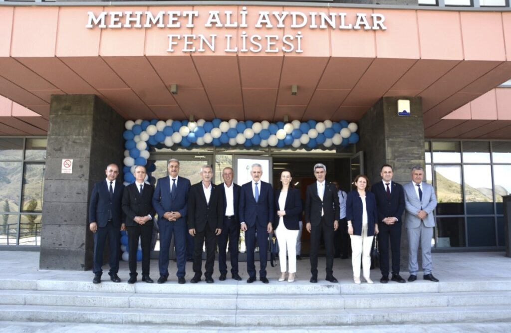 Cömertoğlu’ndan Aydınlar’a Teşekkür: “Eğitime Yapılan Yatırım En Kıymetli Yatırımdır”