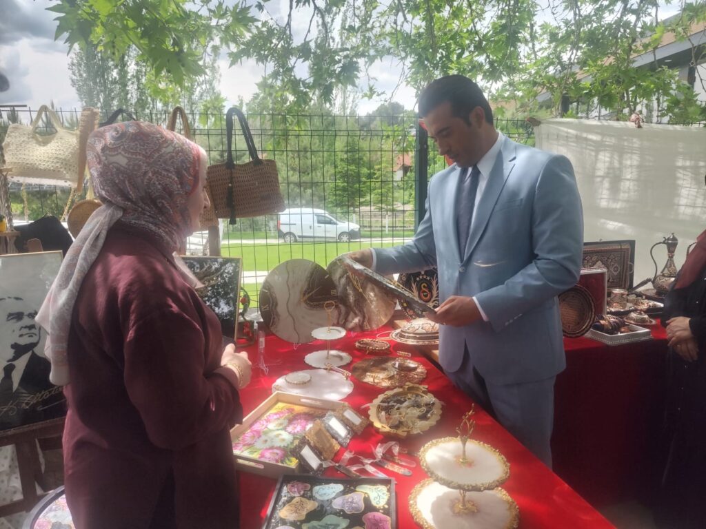 Kuluncak’ta Hayat Boyu Öğrenme Haftası Coşkusu