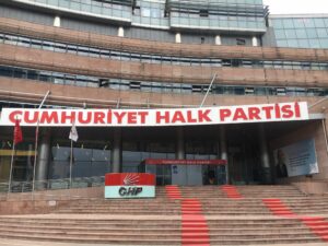 Veli Ağbaba Dahil 9 Milletvekilinin Üyeliği Silindi!