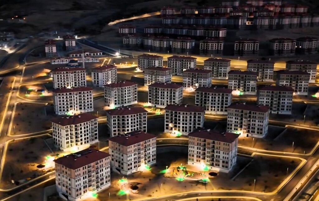 Akoğuz’da Bin 740 Konutun Anahtar Teslimi Başlıyor
