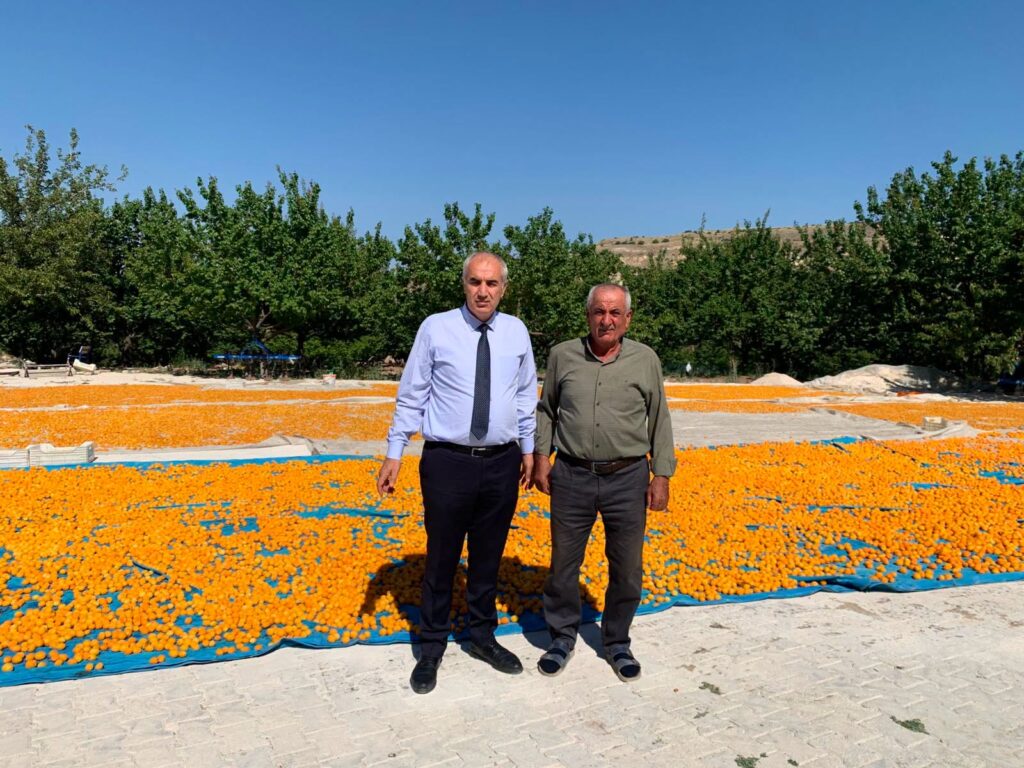 Malatya İl Tarım Müdürü Osman Akar, Darende’de Üreticilerle Bir Araya Geldi