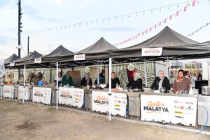 Malatya’da Ev Hanımları Yöresel Yemek Yarışmasında Maharetlerini Sergiledi