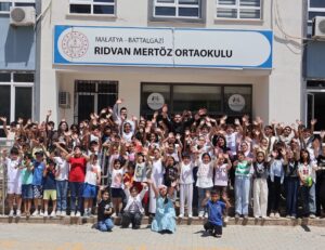 TÜGVA Malatya Yaz Okulları Binlerce Öğrenciyle Sürüyor